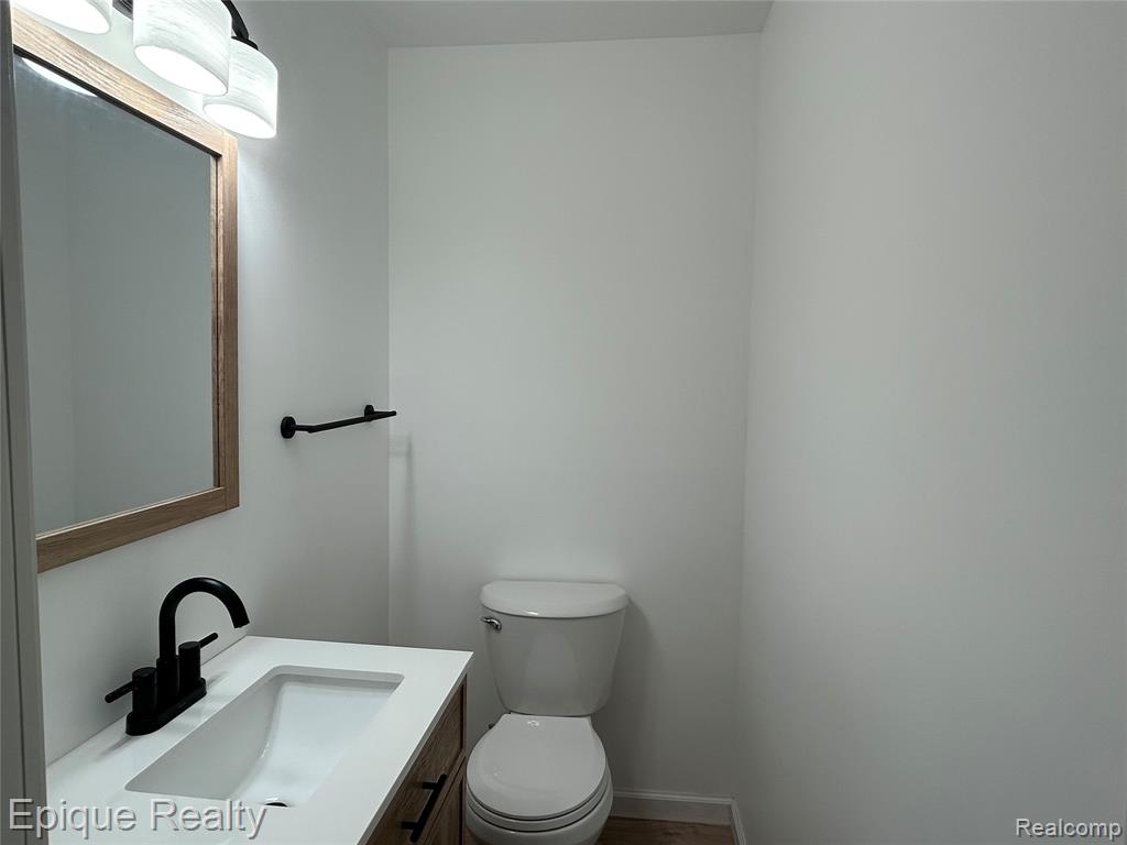 875 S Airport Road, Saginaw, MI 48601 — Photo 25