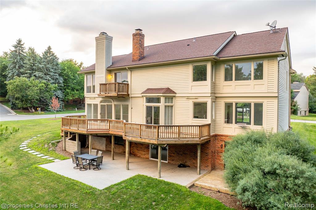 4802 Panorama Circle, West Bloomfield, MI 48323 — Photo 39