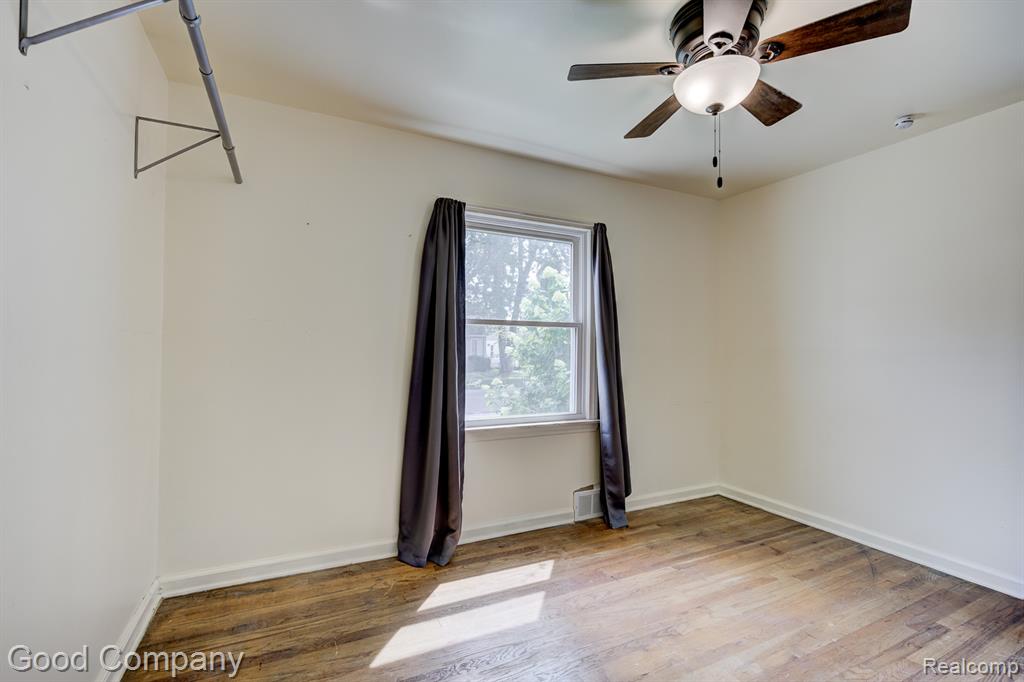 4003 Edgar Avenue, Royal Oak, MI 48073 — Photo 12