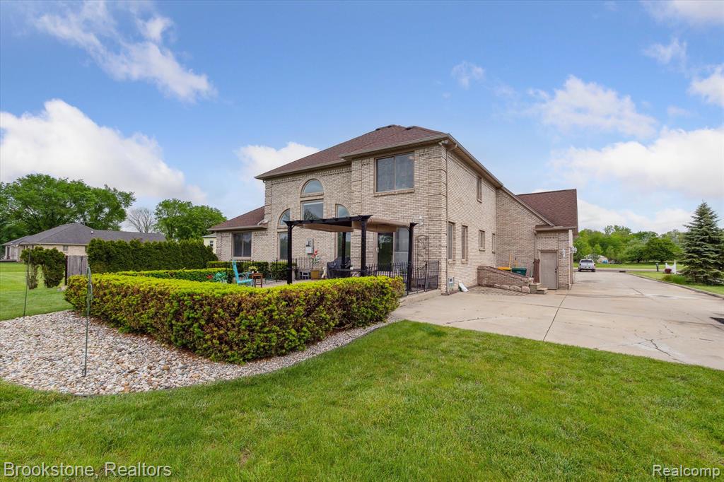 27820 29 Mile Road, Lenox, MI 48048 — Photo 46