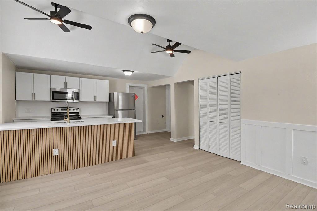 15439 Edgeworth Street, Monroe, MI 48161 — Photo 3