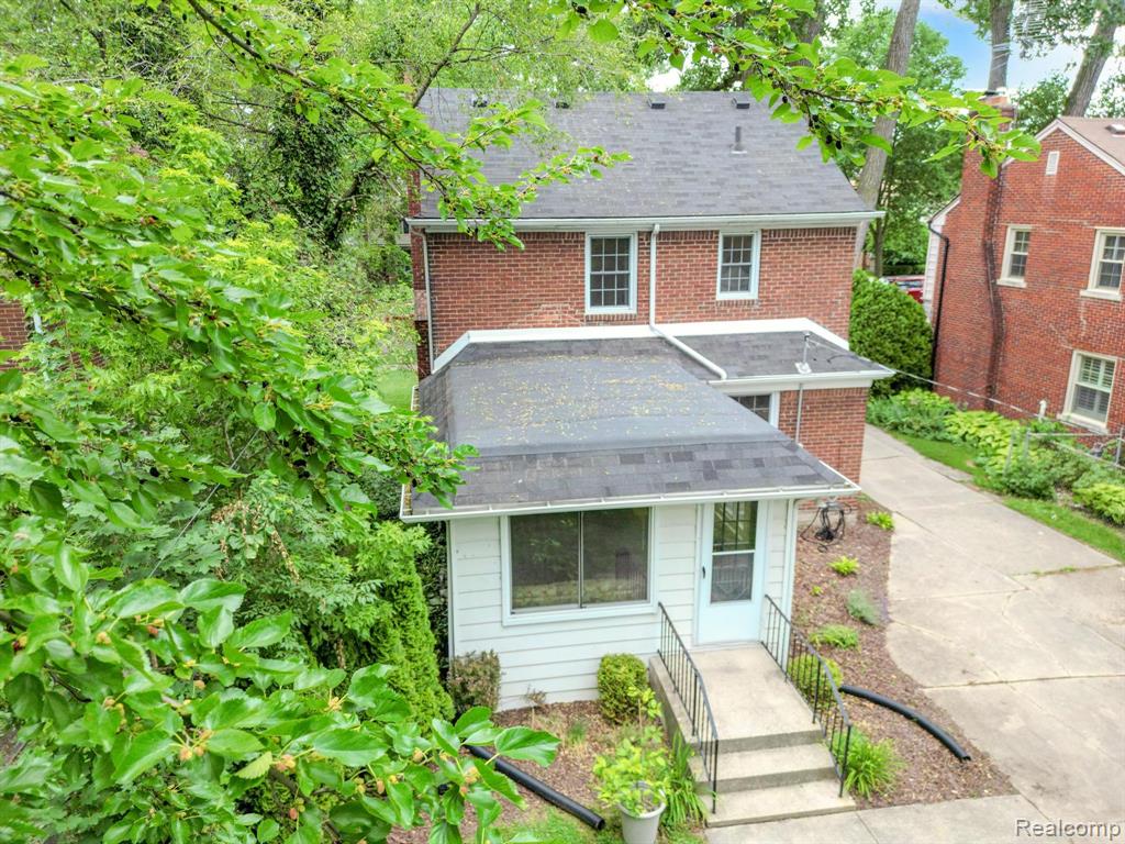 421 Maison Road, Grosse Pointe Farms, MI 48236 — Photo 34