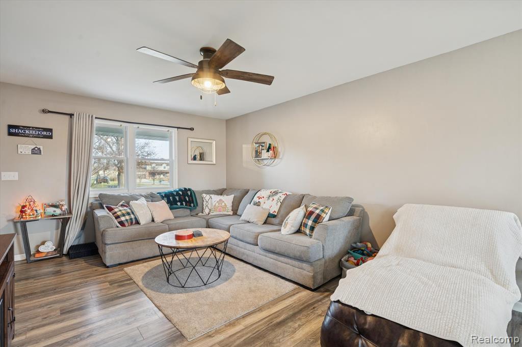 6974 Surrey Lane, Jackson, MI 49201 — Photo 6