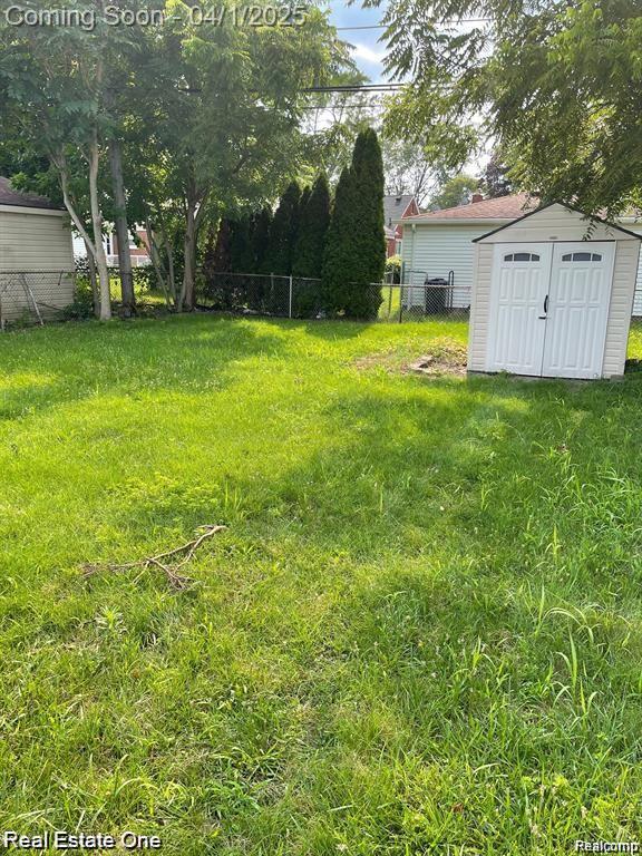 6991 Colonial Street, Dearborn Heights, MI 48127 — Photo 11