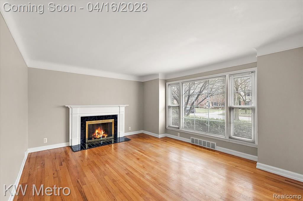 1904 Manchester Boulevard, Grosse Pointe Woods, MI 48236 — Photo 4