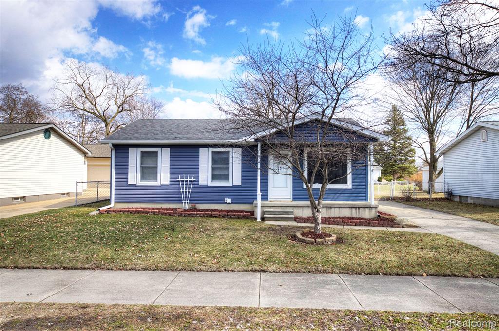 1817 S Pasadena Avenue, Ypsilanti, MI 48198 — Photo 3