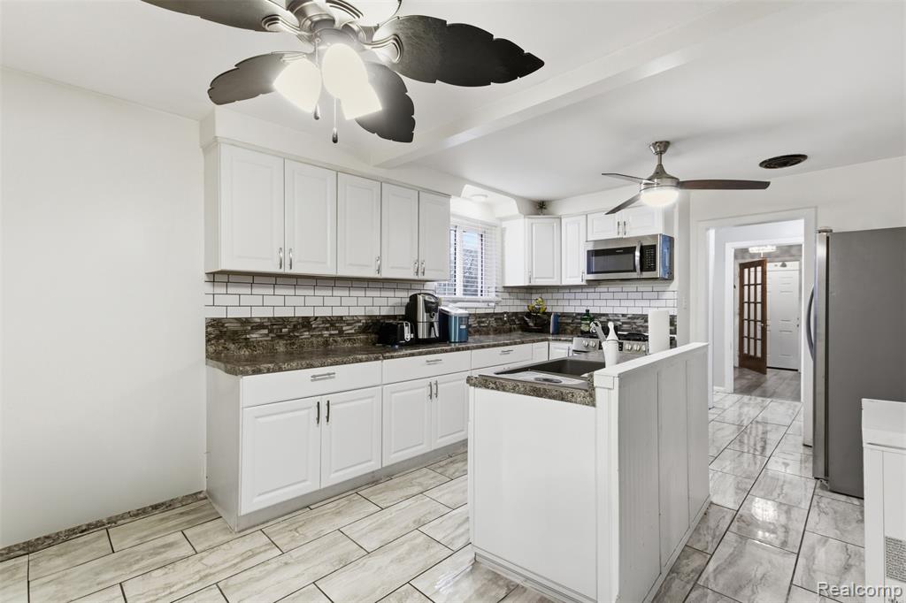 5620 W Outer Drive, Detroit, MI 48235 — Photo 11