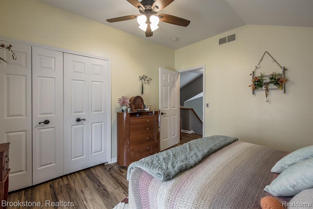 4808 New Haven Drive, Howell, MI 48843 — Photo 33