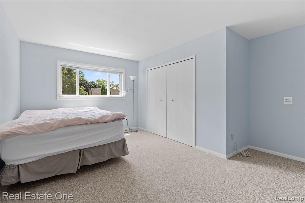 447 E JACKSON Street E, Lake Orion, MI 48362 — Photo 28