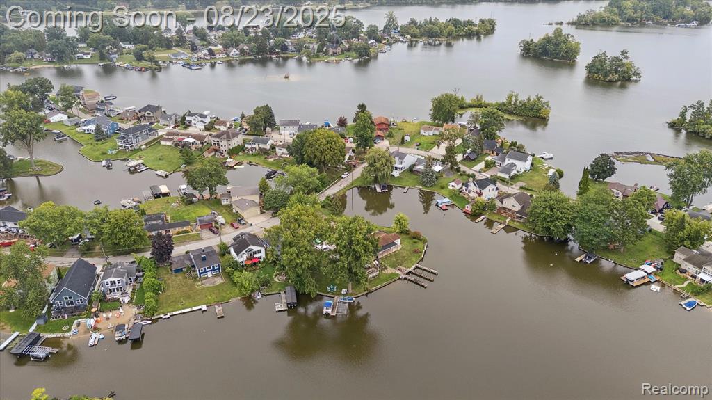 9037 Buckingham Street, White Lake, MI — Photo 32