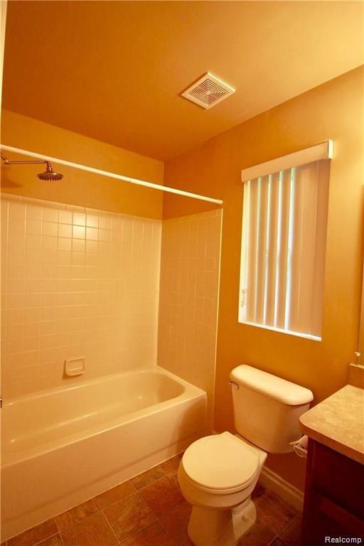 806 Red Run Drive, Troy, MI 48085 — Photo 17
