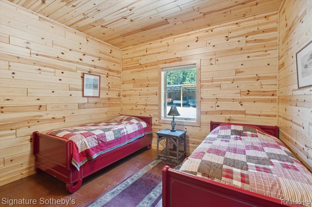 9842 Misery Bay, Alpena, MI 49707 — Photo 25