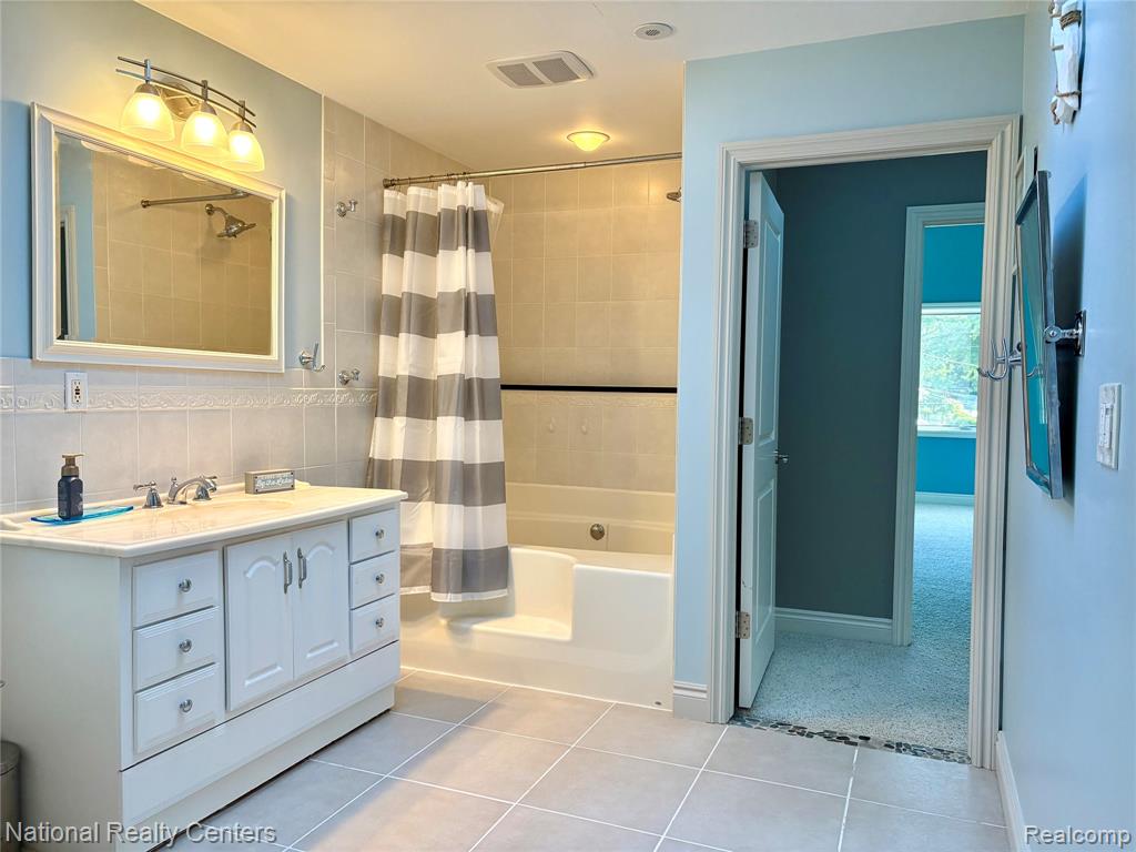 8871 Lakeview Drive, White Lake, MI — Photo 57