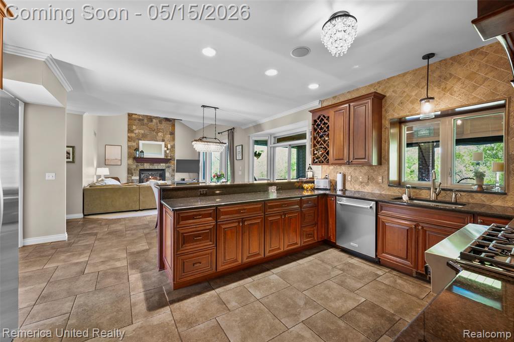 61151 Palomino Court, South Lyon, MI 48178 — Photo 25