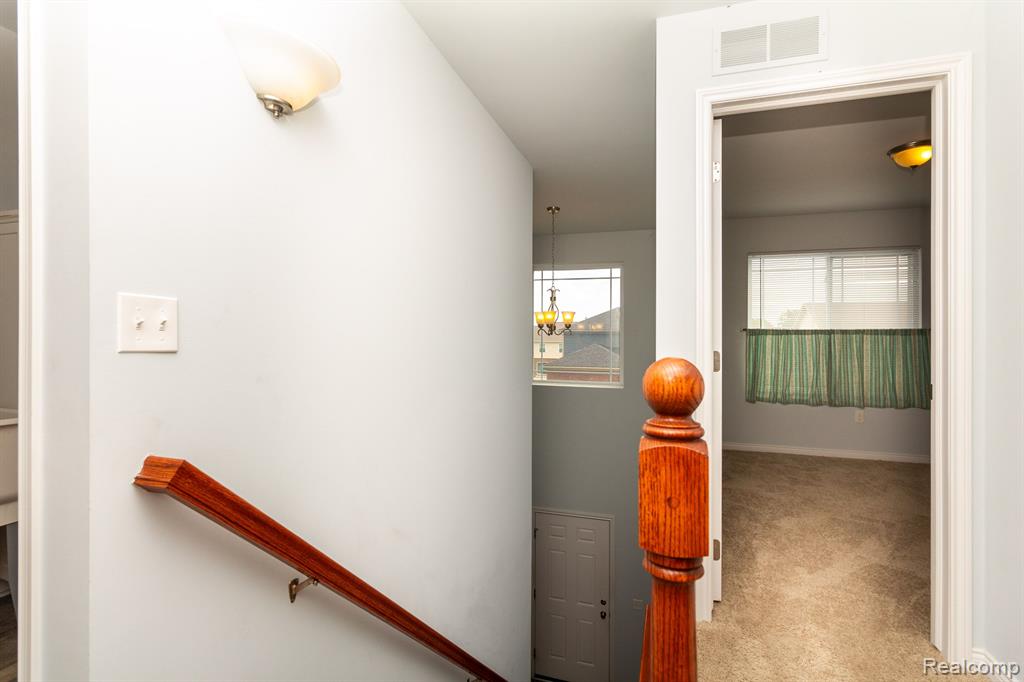 5325 BRADMORE Lane, Warren, MI 48092 — Photo 17