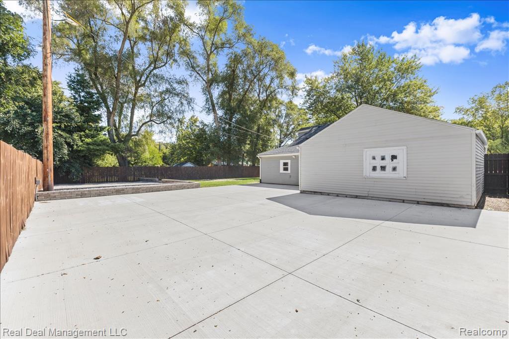 4414 Monroe Avenue, Waterford, MI 48329 — Photo 47