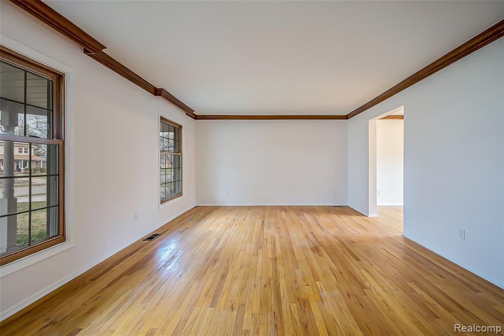 1937 Alhambra Drive, Ann Arbor, MI 48103 — Photo 8