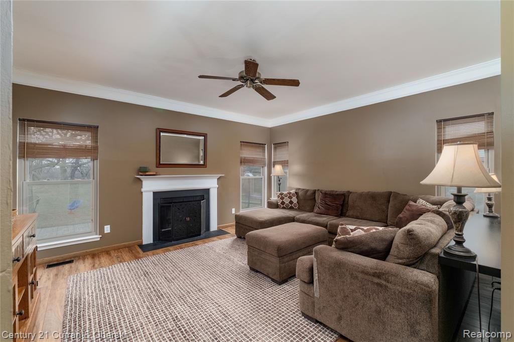 3888 Palisades Boulevard, Ypsilanti, MI 48197 — Photo 16