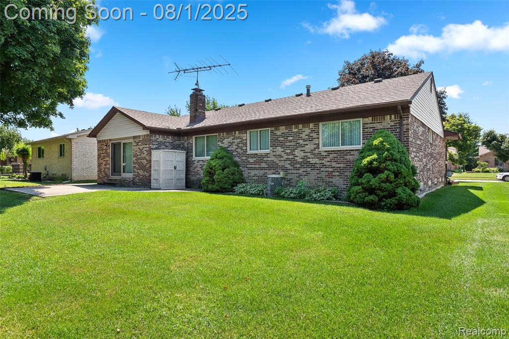 45184 Indian Creek Drive, Canton, MI 48187 — Photo 26