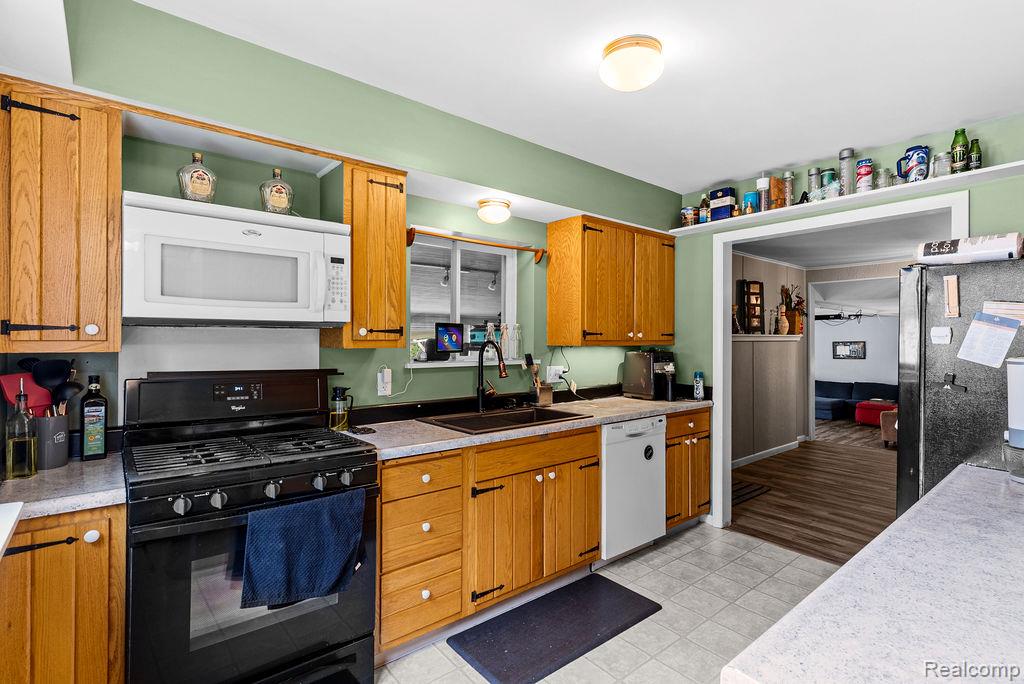 3873 State Street, Bridgeport, MI 48722 — Photo 12