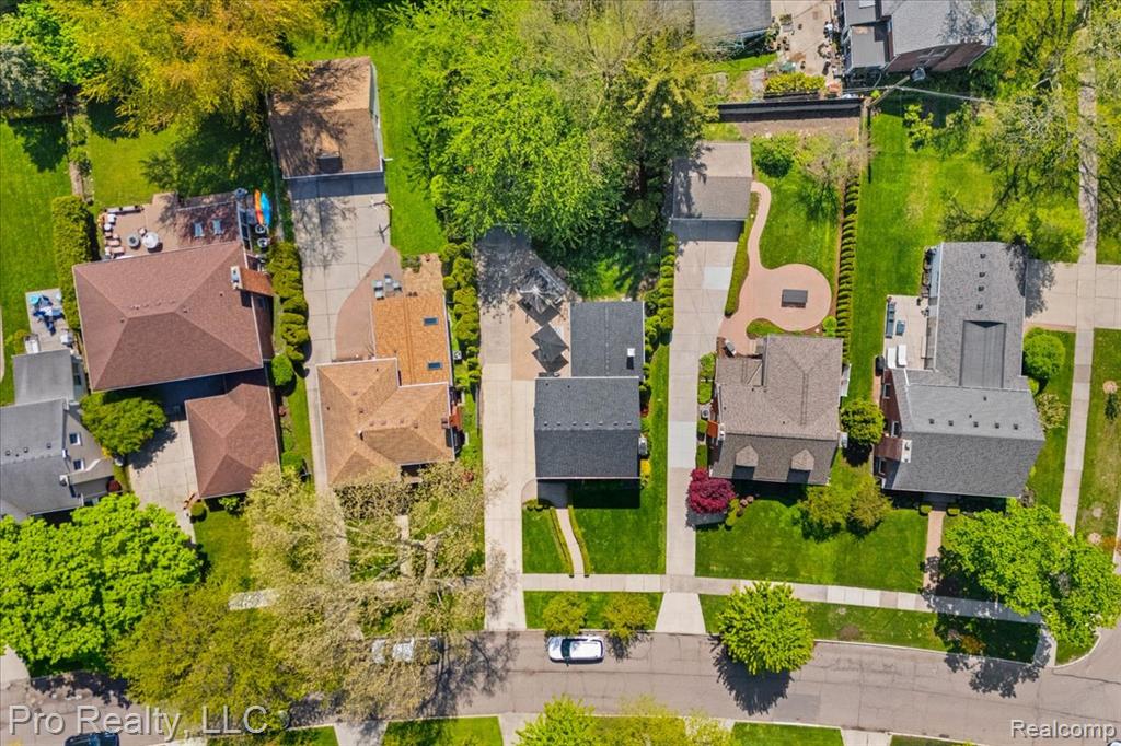 429 Roland Road, Grosse Pointe Farms, MI 48236 — Photo 33