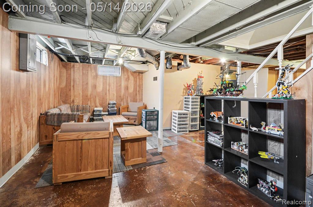 21900 Revere Street, Saint Clair Shores, MI 48080 — Photo 13