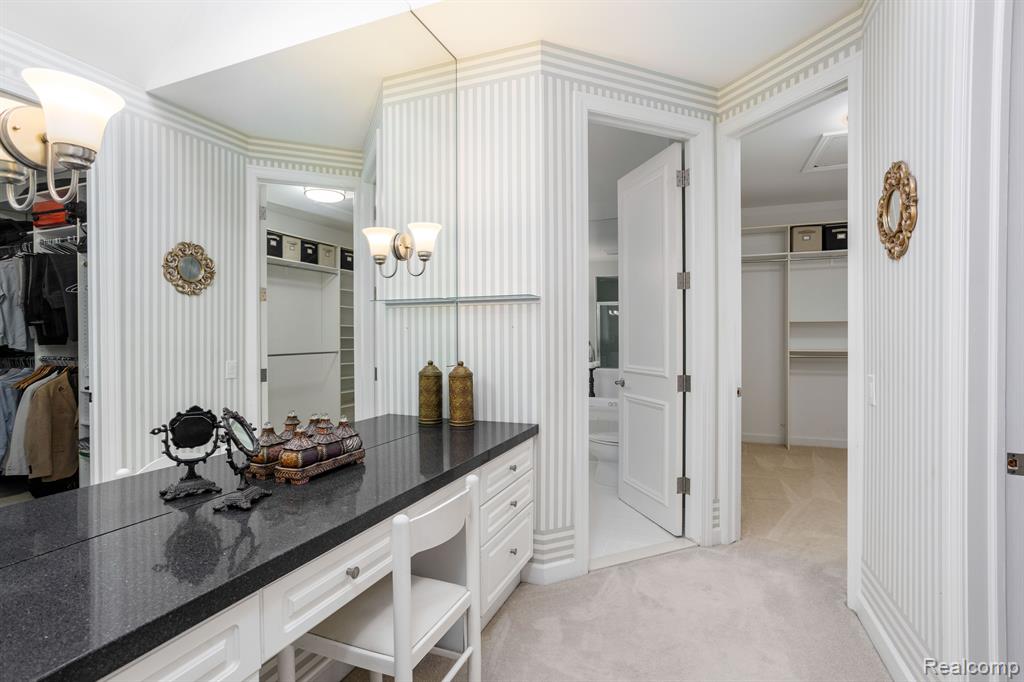 5130 OAKBROOKE Drive, West Bloomfield, MI 48323 — Photo 42