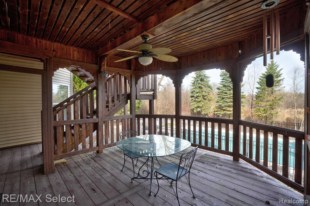 4392 OAK TREE Trail, Fenton, MI 48430 — Photo 9