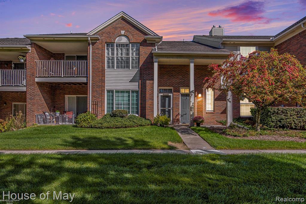 1784 Flagstone Circle, Rochester, MI 48307 — front exterior