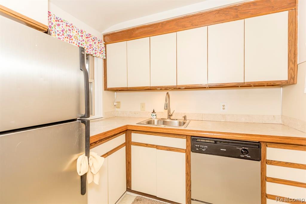 2829 Pittsfield Boulevard, Ann Arbor, MI 48104 — Photo 12