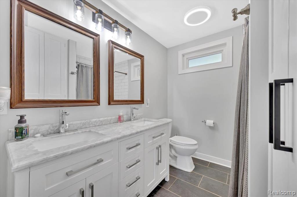 115 W Elmwood, Leonard, MI 48367 — Photo 20