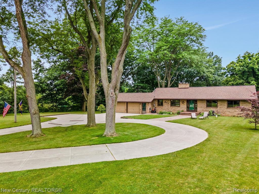 211 SPRING Street, Vernon, MI 48476 — Photo 5