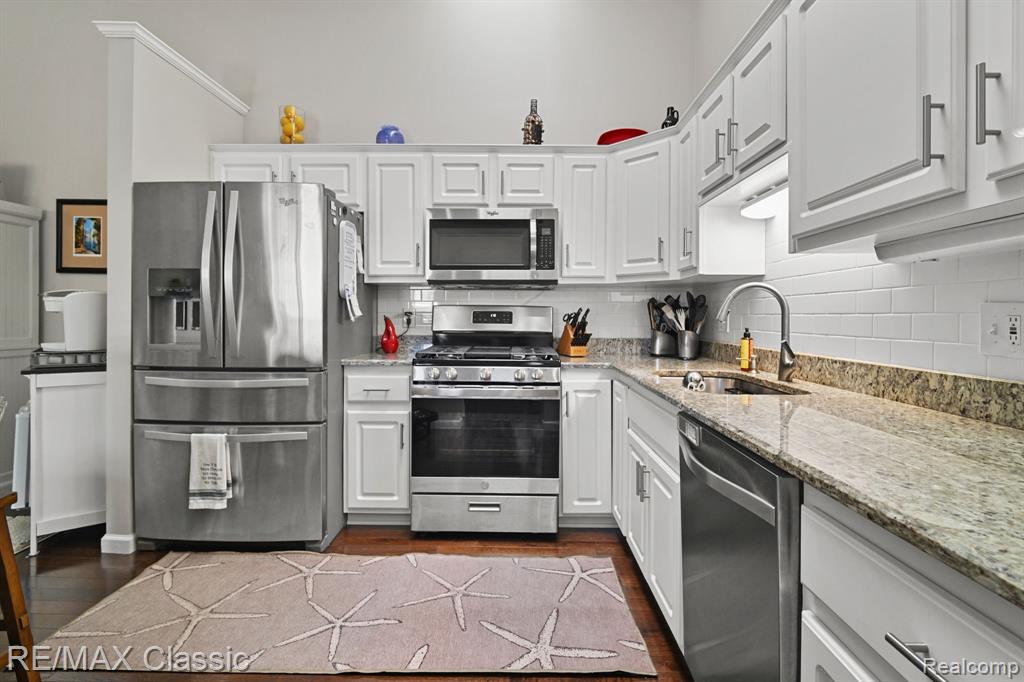 38863 COUNTRY Circle, 88, Farmington Hills, MI 48331 — Photo 5