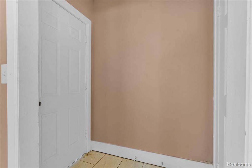 11368 Nardin Drive - Photo 4