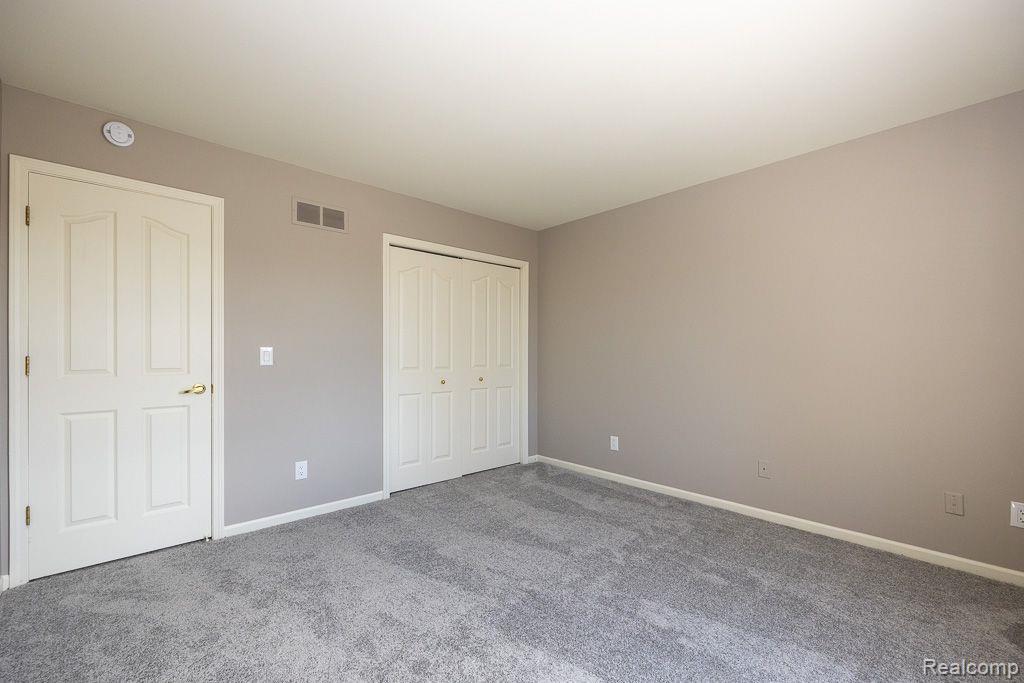 46523 INVERNESS Road, Canton, MI 48188 — Photo 70