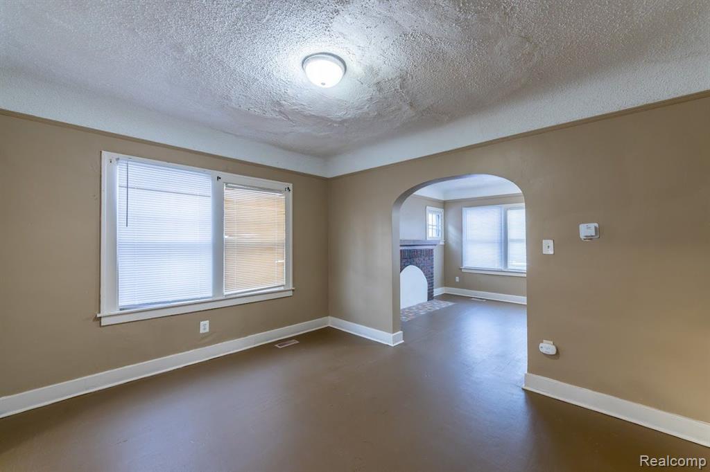 56 WALDO Street, Pontiac, MI 48341 — Photo 8