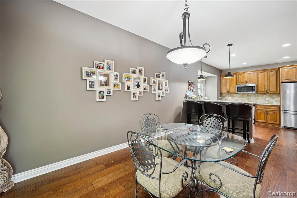 9566 KINGSWAY Circle, Clarkston, MI 48348 — Photo 24