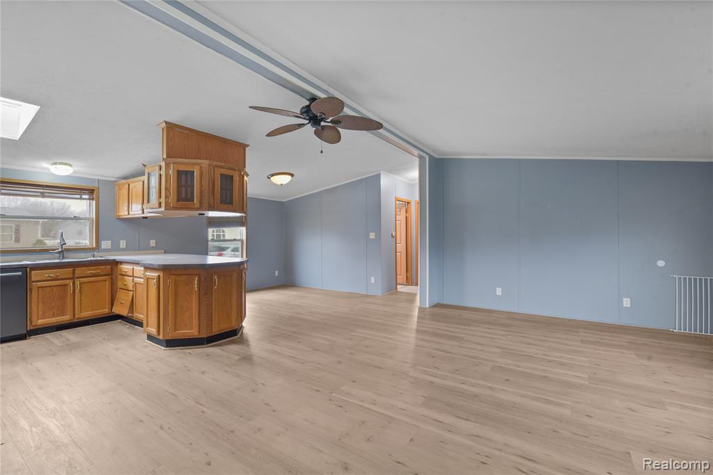 9072 Greentree Drive, Newport, MI 48166 — Photo 15