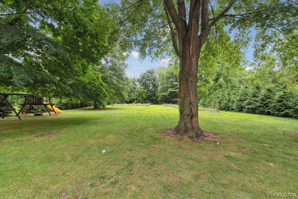9849 WOODLAND Court, Ypsilanti, MI 48197 — Photo 51