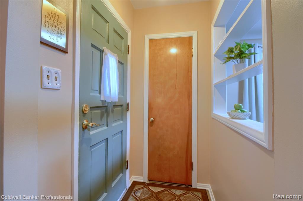 4023 Seymour Street, Dearborn, MI 48126 — Photo 4