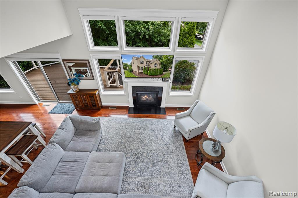 730 Leon Road, Walled Lake, MI 48390 — Photo 5