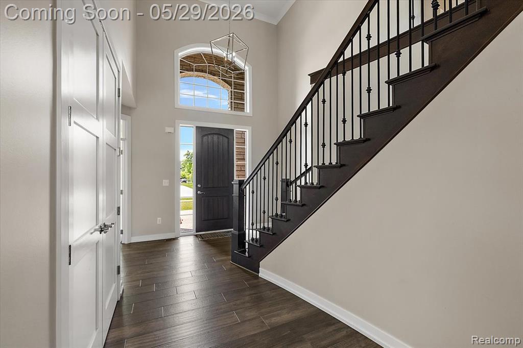 7659 Crimson Court, Utica, MI 48316 — Photo 4