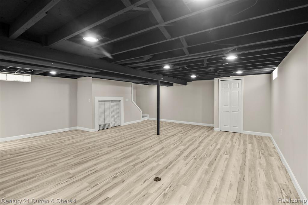 3422 S Annabelle Street, Detroit, MI 48217 — Photo 17