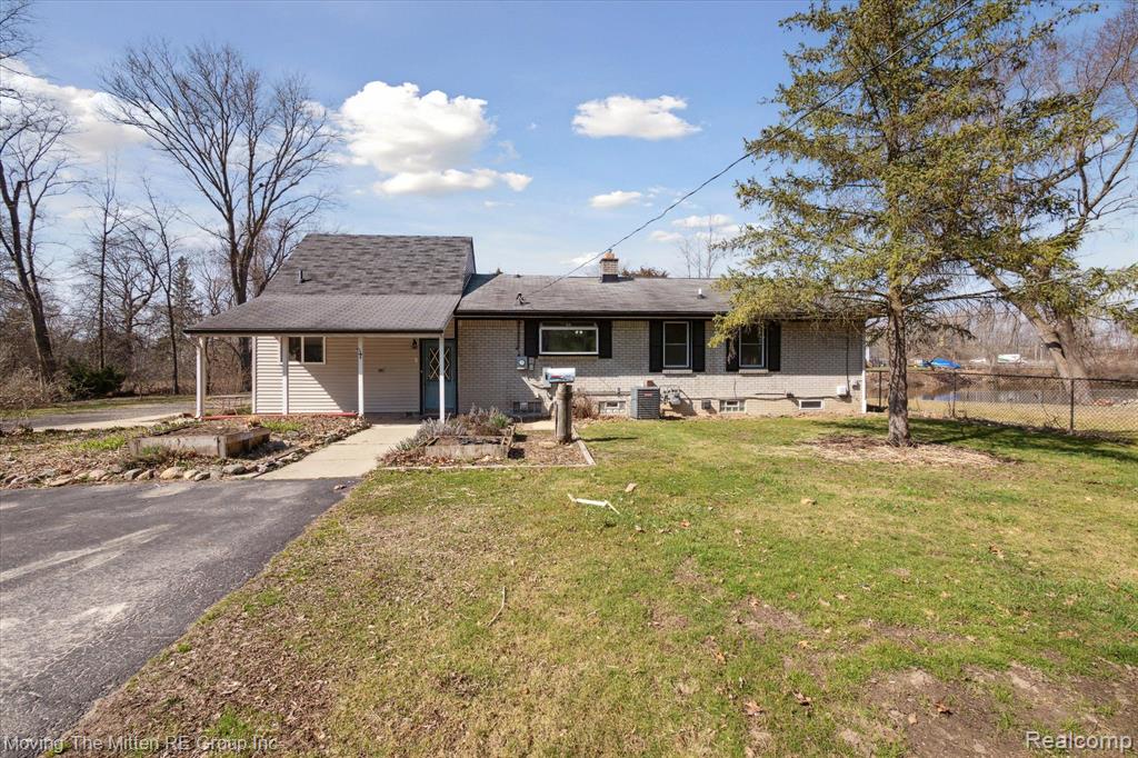 40320 ALDEN Road, Van Buren, MI 48111 — Photo 6