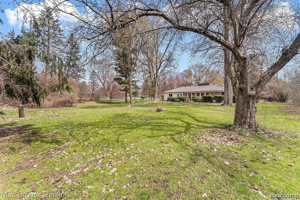 4960 RANCH Lane, Bloomfield Hills, MI 48302 — Photo 16