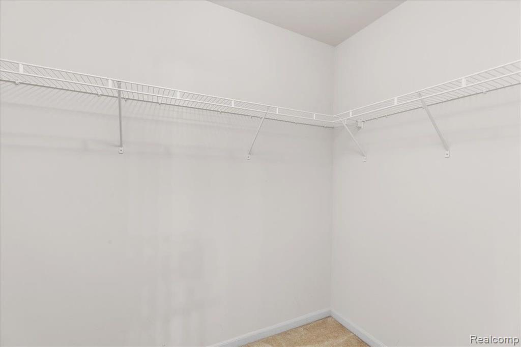 30216 VIEWCREST Drive, Novi, MI 48377 — Photo 27