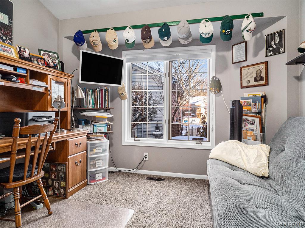 6356 Squire Lake Drive, Flushing, MI 48433 — Photo 11