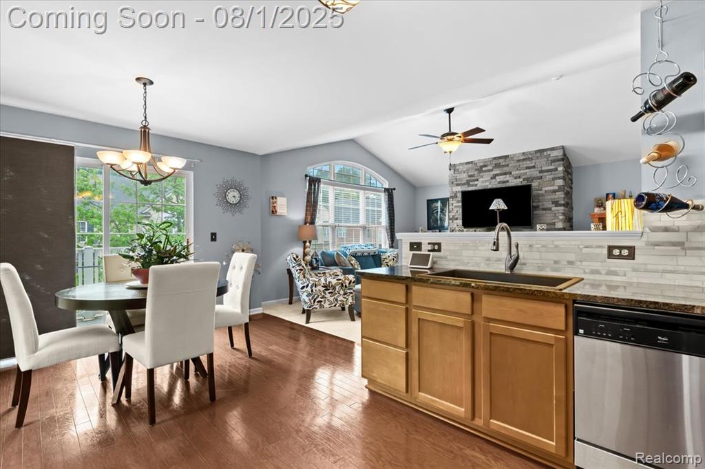 4023 Norwich Drive, Canton, MI 48188 — Photo 14