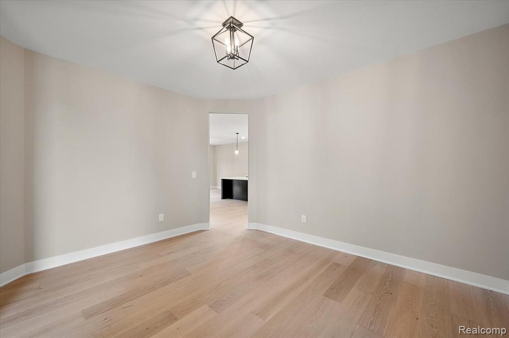 50352 Mistwood Drive, Macomb, MI 48042 — Photo 12