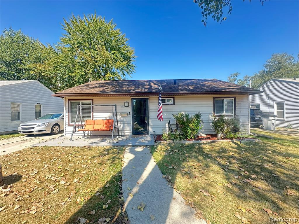 61 E Brickley, Hazel Park, MI 48030 — front exterior